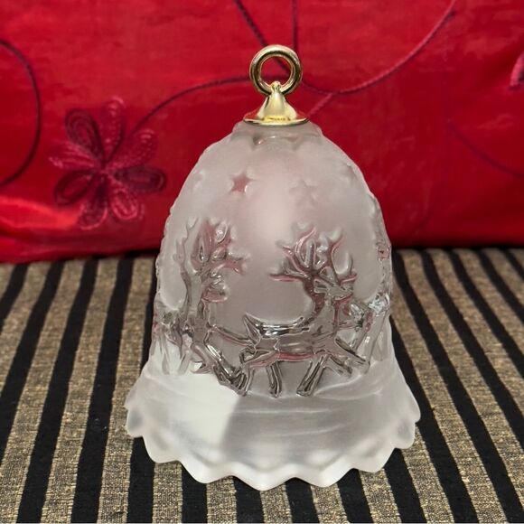 Mikasa Holiday Classics Christmas Bell Made in Germany - Picture 3 of 13